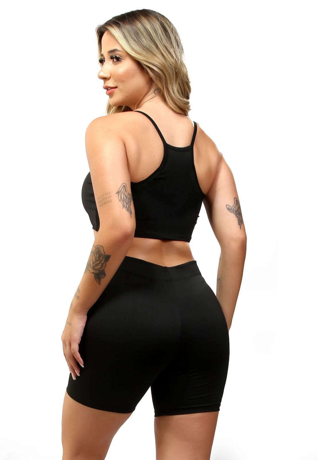 Conjunto fitness Basic com elástico embutido (shorts + top)