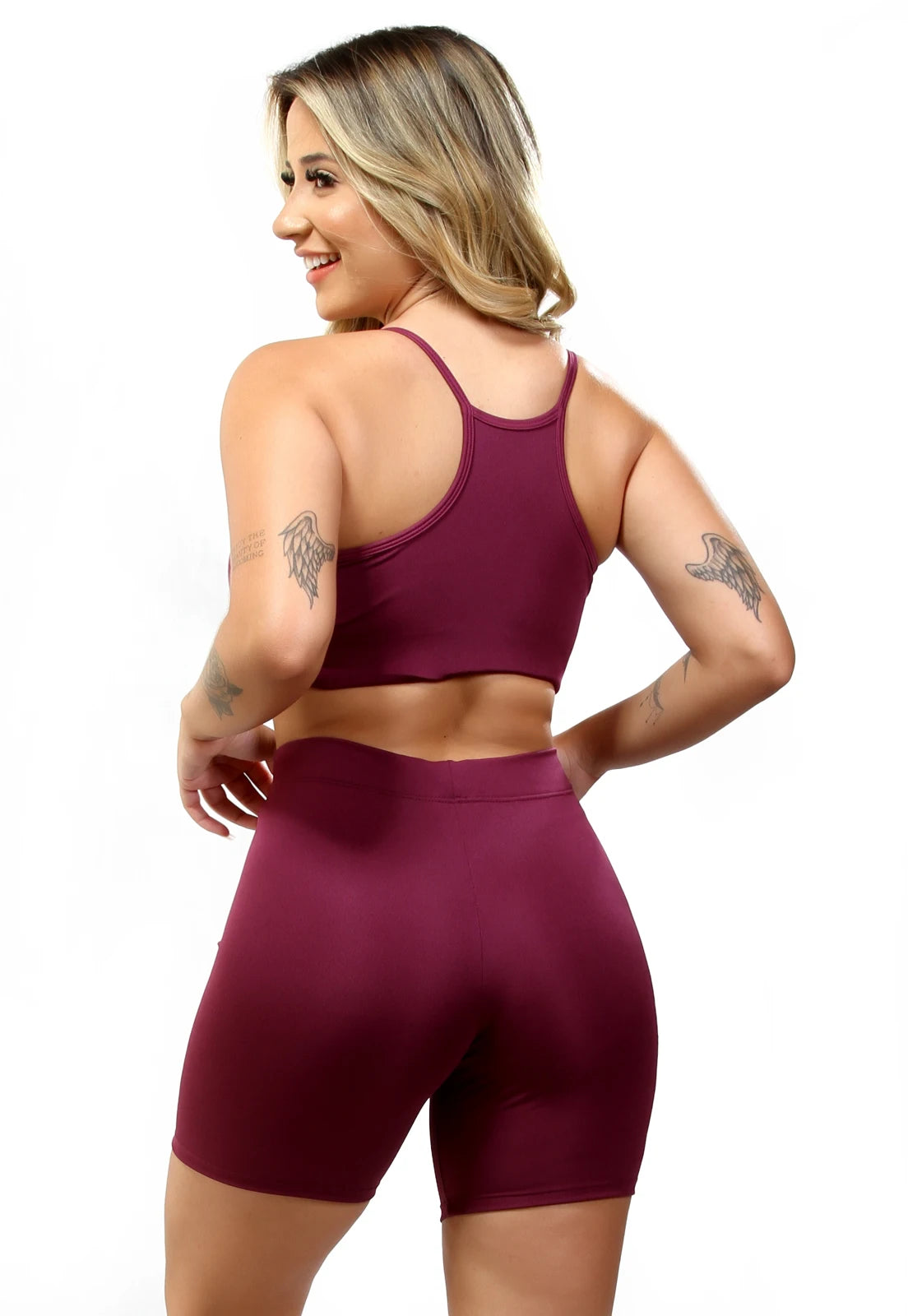 Conjunto fitness Basic com elástico embutido (shorts + top)