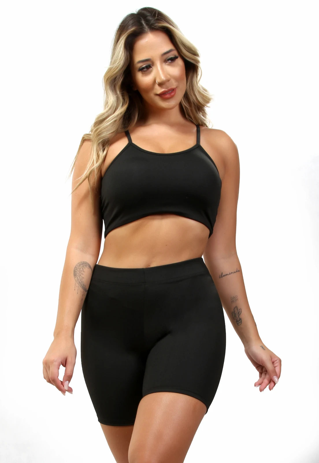Conjunto fitness Basic com elástico embutido (shorts + top)