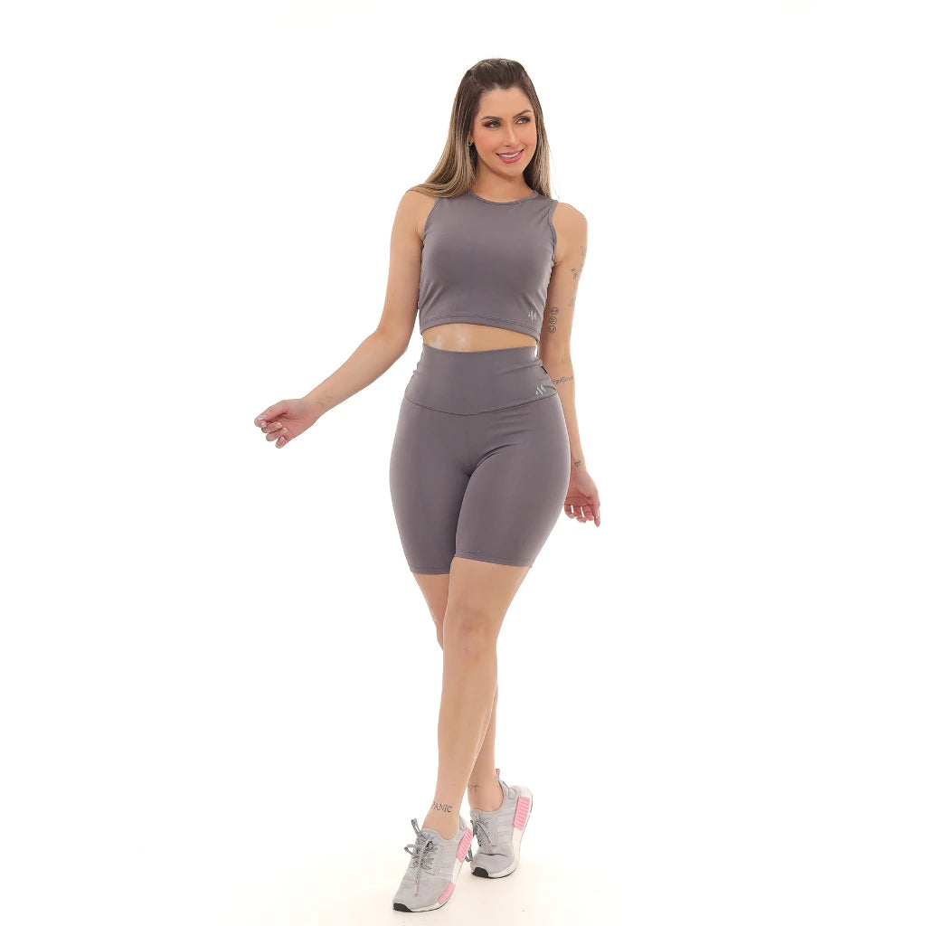 Conjunto bermuda academia blackout