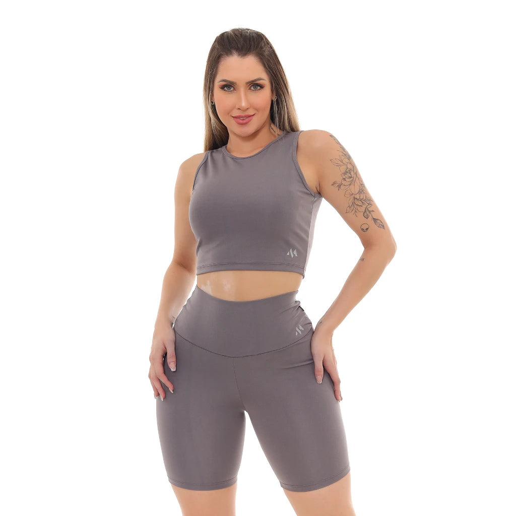 Conjunto bermuda academia blackout