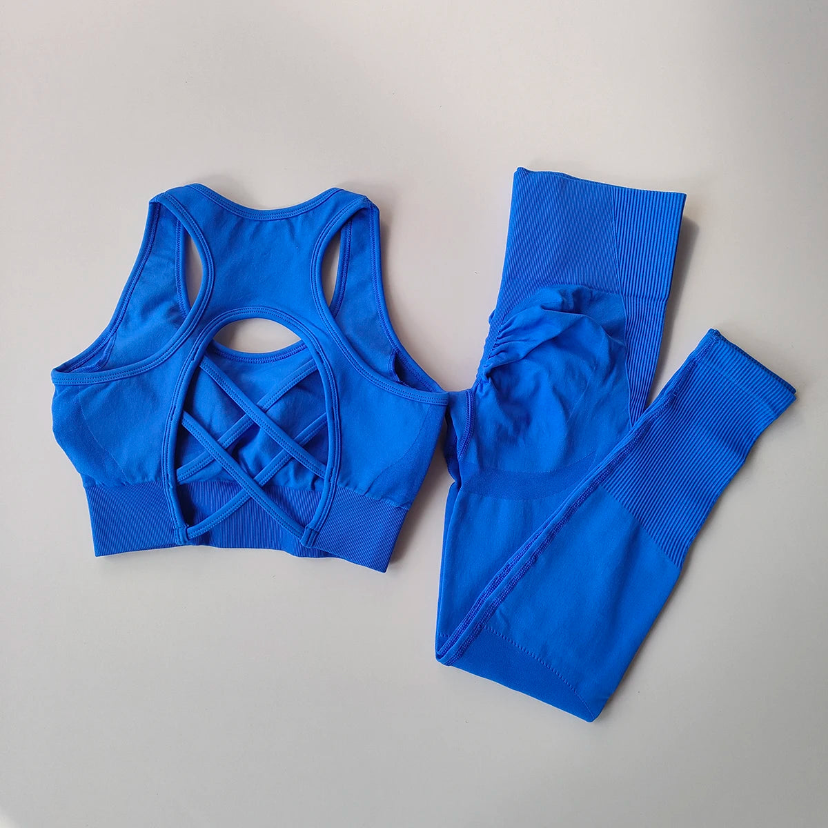 Conjunto sem costuras.