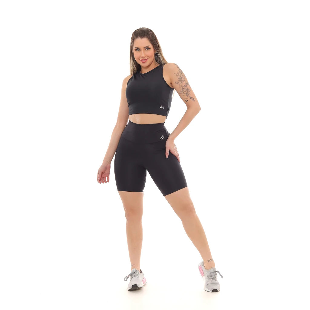Conjunto bermuda academia blackout
